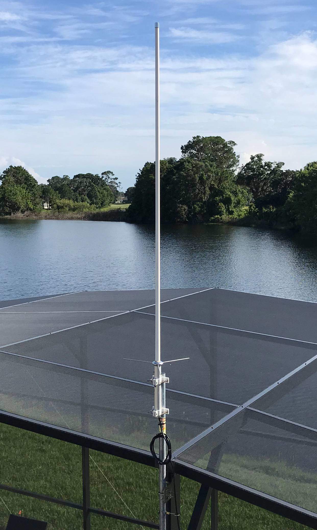 IMG_0040.jpg Comet GP-3 Dual Band VHF/UHF